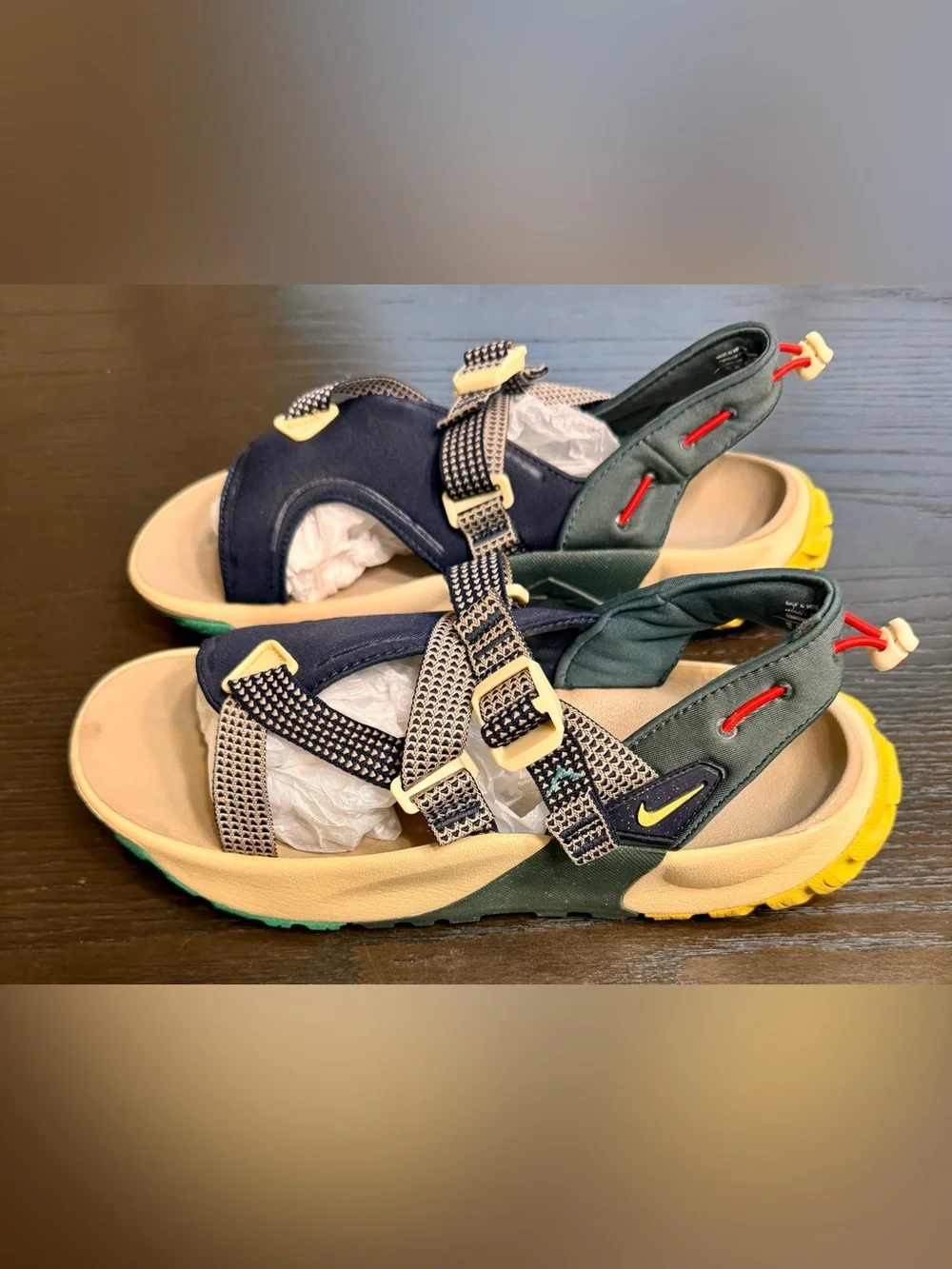 Nike Oneonta Trail Sandals Men’s 11 Olive Navy Hiking Outdoor Gorpcore